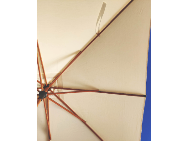 Baser Supreme Sonnenschirm mit Kurbel 