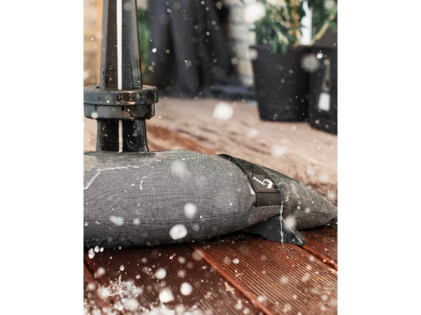 Baser Spacesaver Sonnenschirmständer mit befüllbaren Sandsäcken