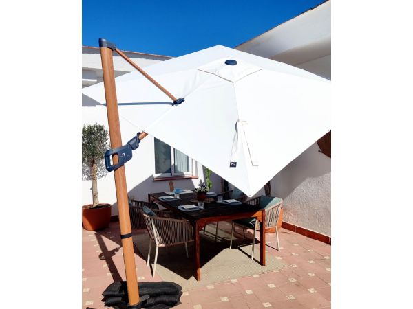 Baser Supreme Ampelschirm 250x250 cm, Weiß & Holzoptik